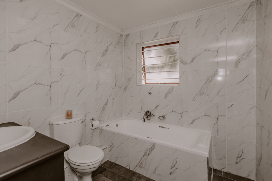 3 Bedroom Property for Sale in De Tijger Western Cape